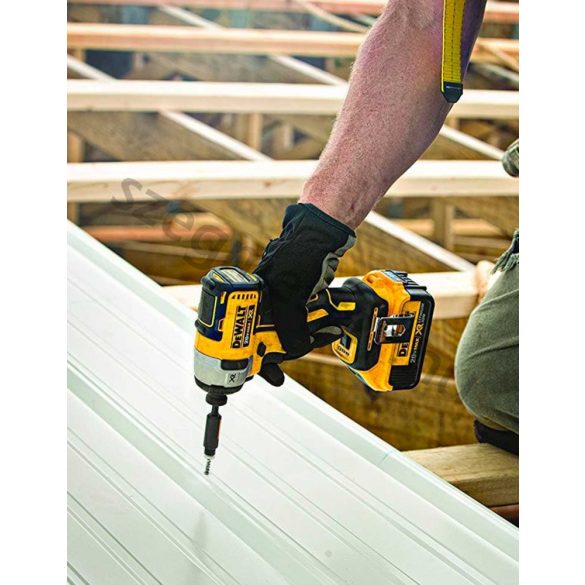 DeWalt DCF887NT akkus ütvecsavarozó (1/4") csak géptest kofferben